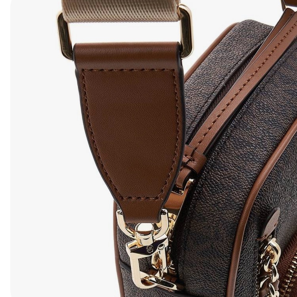 Michael Kors Crossbody Bag ~ Camera Bag ~ Elliot Brown Small Logo Cross Bag NWT - Picture 9 of 13